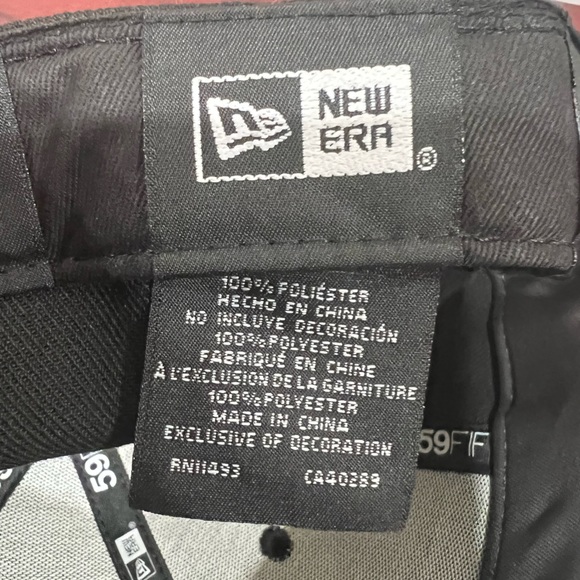 New Era, 59Fifty Fitted Hat, New York Yankees, Black - Picture 7 of 9